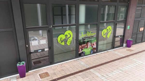 locale commerciale in affitto a Collegno
