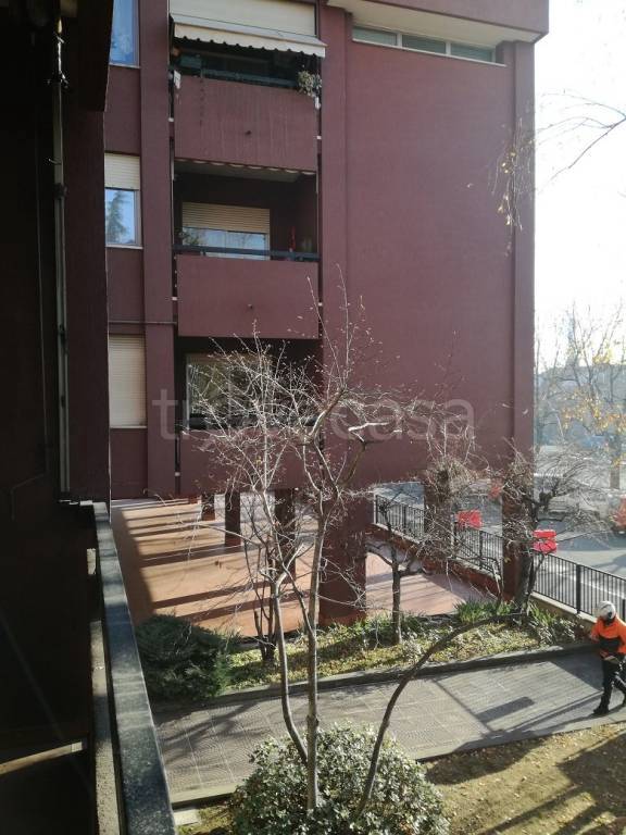 appartamento in affitto a Collegno in zona Leumann