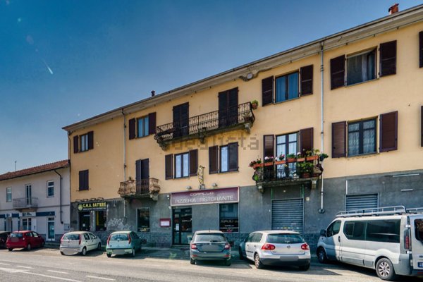 negozio in affitto a Collegno