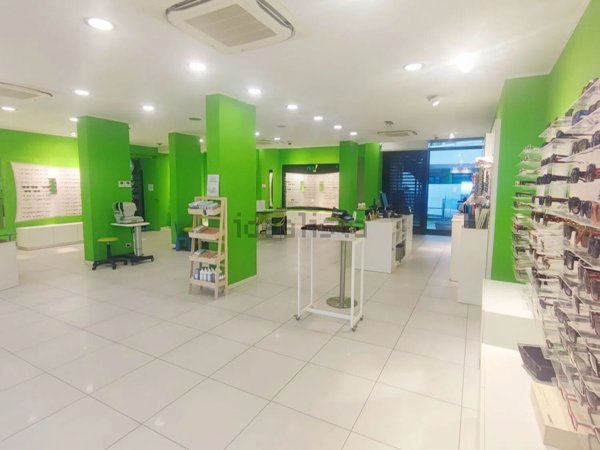 locale commerciale in affitto a Collegno in zona Leumann