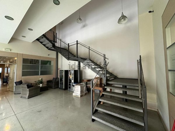 ufficio in affitto a Collegno in zona Savonera