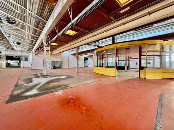 locale commerciale in affitto a Collegno in zona Savonera