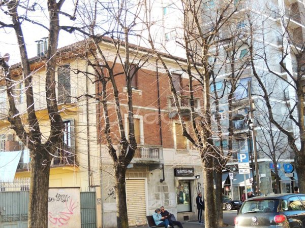 negozio in affitto a Collegno