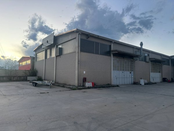 locale di sgombero in affitto a Collegno in zona Savonera