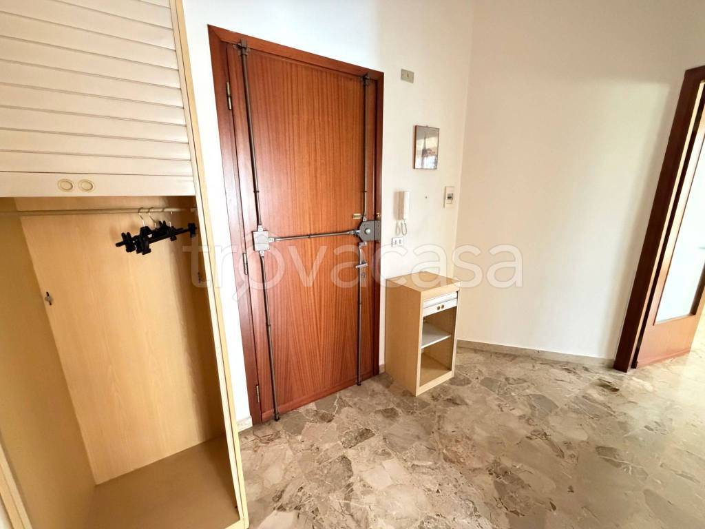 appartamento in affitto a Collegno in zona Leumann
