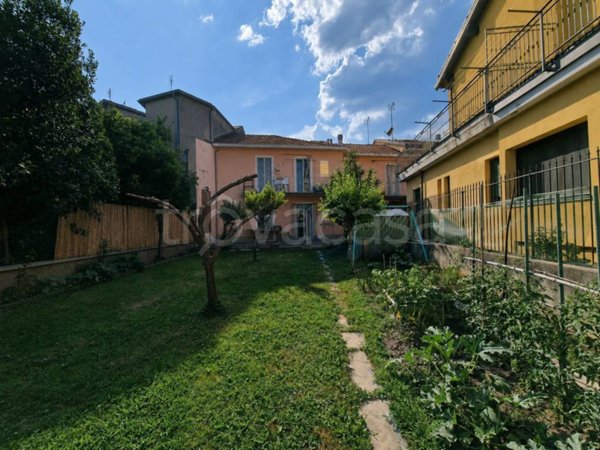 appartamento in affitto a Collegno in zona Leumann