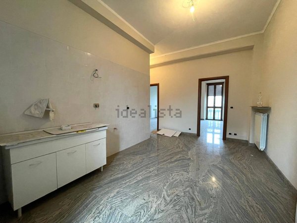 appartamento in affitto a Collegno in zona Leumann