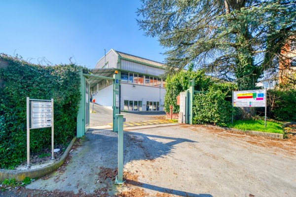 ufficio in affitto a Collegno in zona Savonera