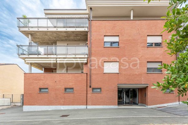 appartamento in affitto a Collegno in zona Leumann