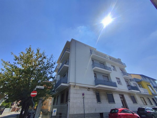 appartamento in affitto a Collegno in zona Leumann