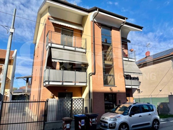 appartamento in affitto a Collegno in zona Leumann