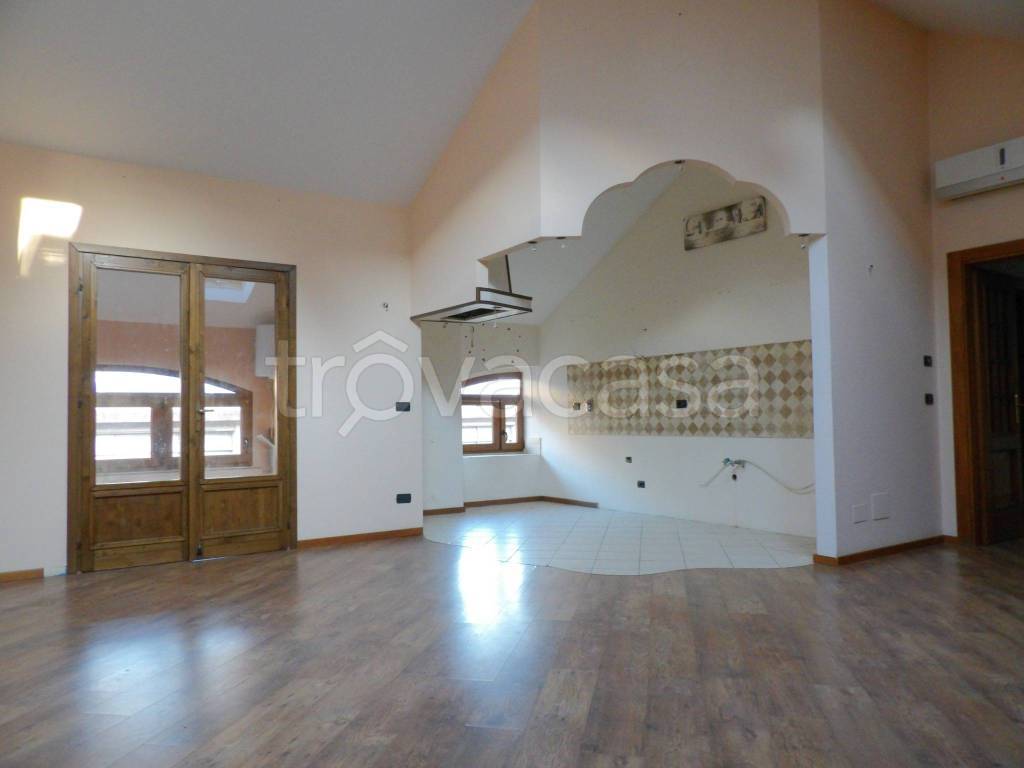 appartamento in affitto a Condove