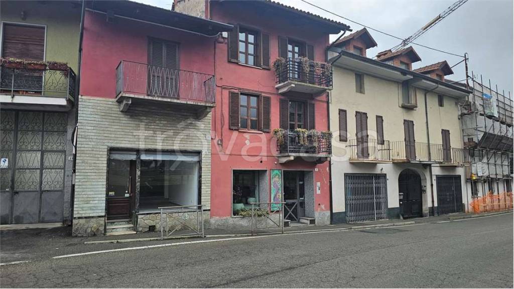 negozio in affitto a Cumiana