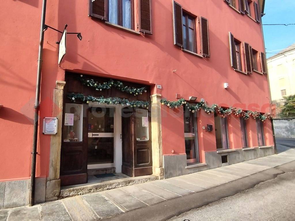 negozio in affitto a Cumiana