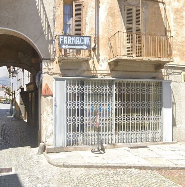locale commerciale in affitto a Cuorgnè