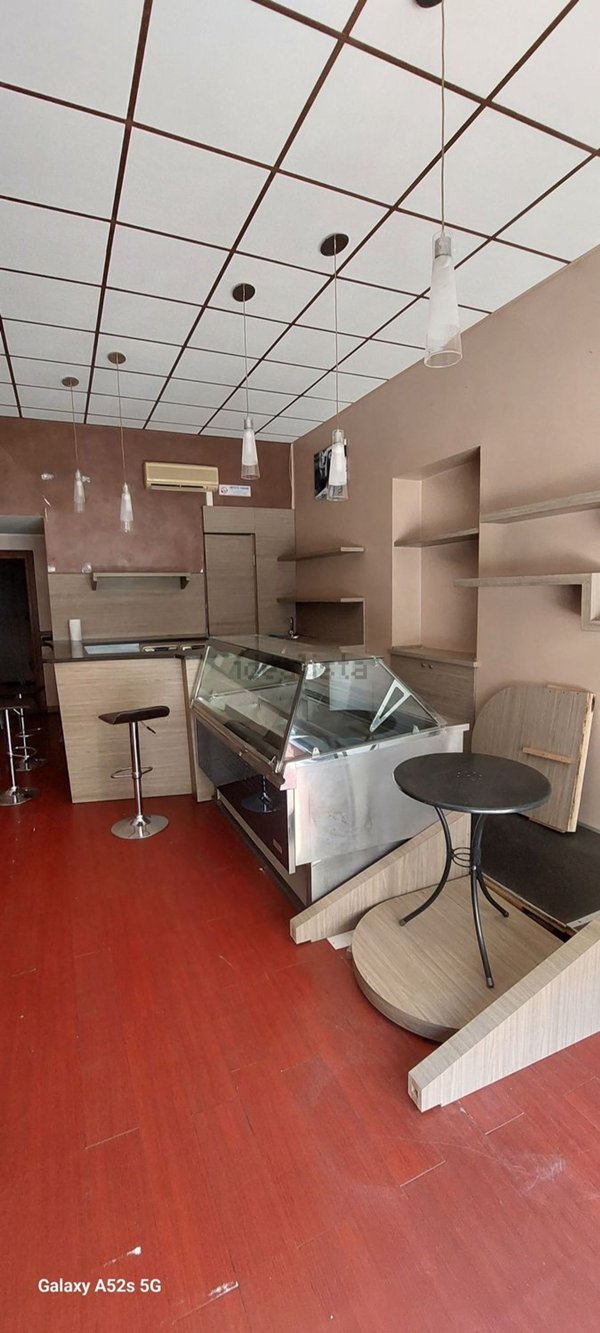 locale commerciale in affitto a Cuorgnè