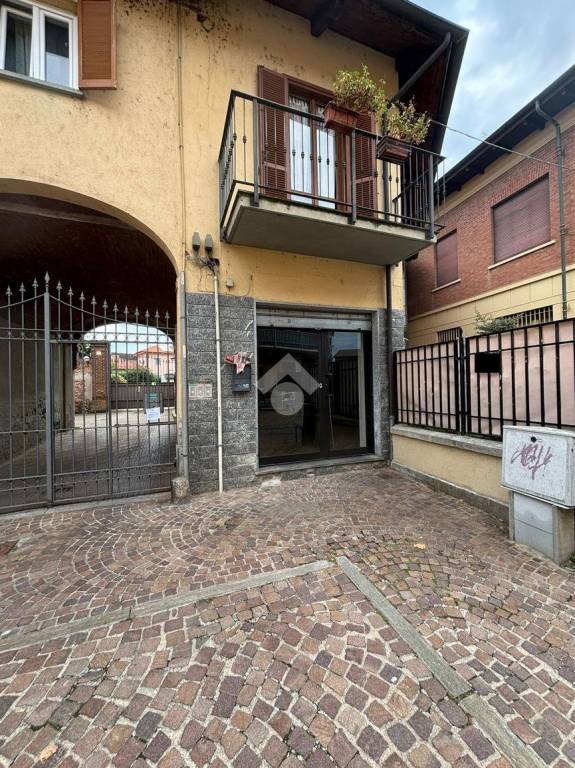 negozio in affitto a Druento