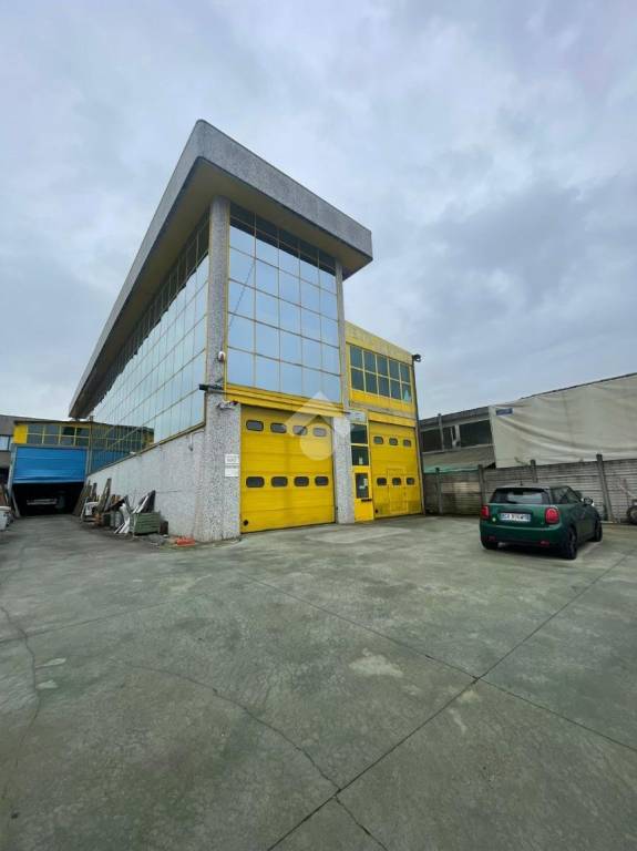 locale commerciale in affitto a Druento