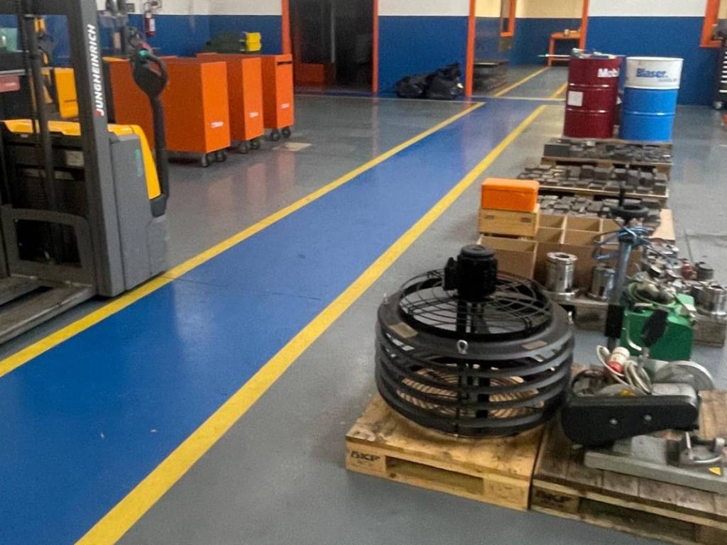 locale commerciale in affitto a Favria