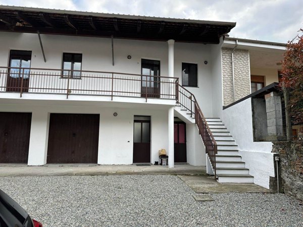 appartamento in affitto a Fiorano Canavese