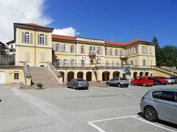 quadrivano in affitto a Forno Canavese