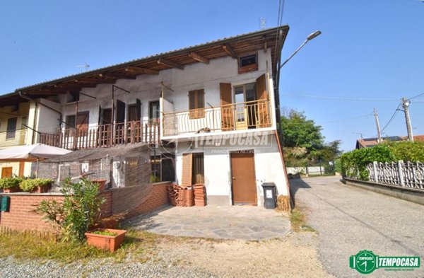 casa indipendente in affitto a Front in zona Grange di Front
