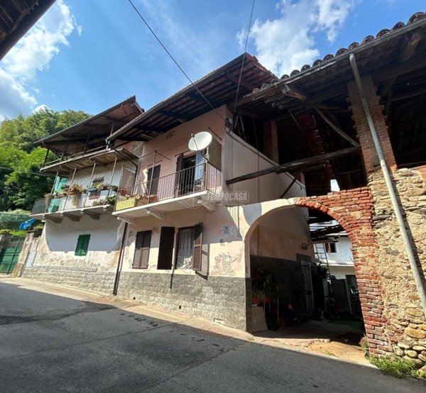casa indipendente in affitto a Front