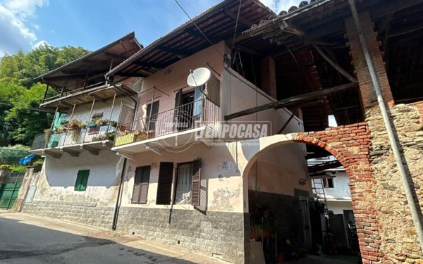 casa indipendente in affitto a Front