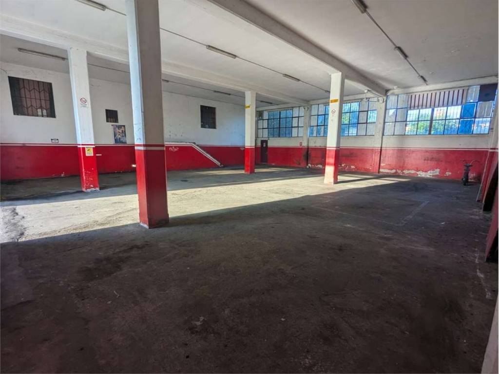 locale commerciale in affitto a Frossasco