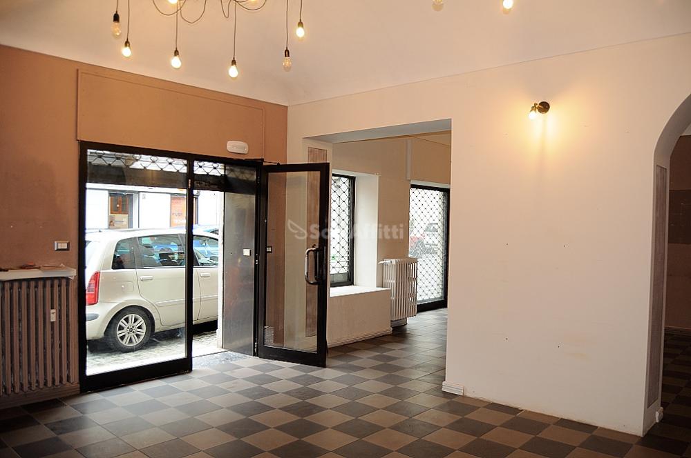locale commerciale in affitto a Gassino Torinese