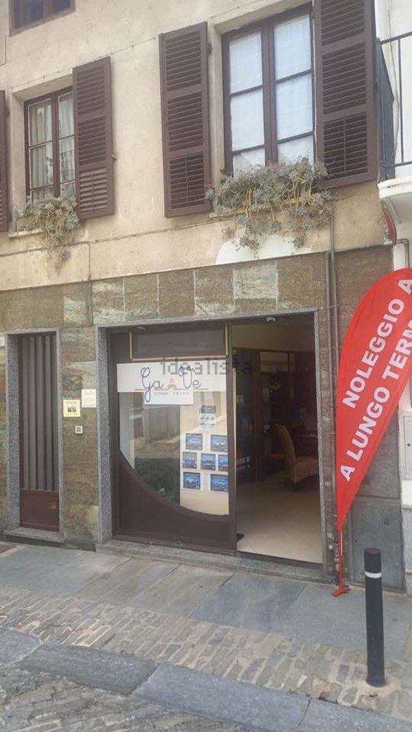 locale commerciale in affitto a Giaveno