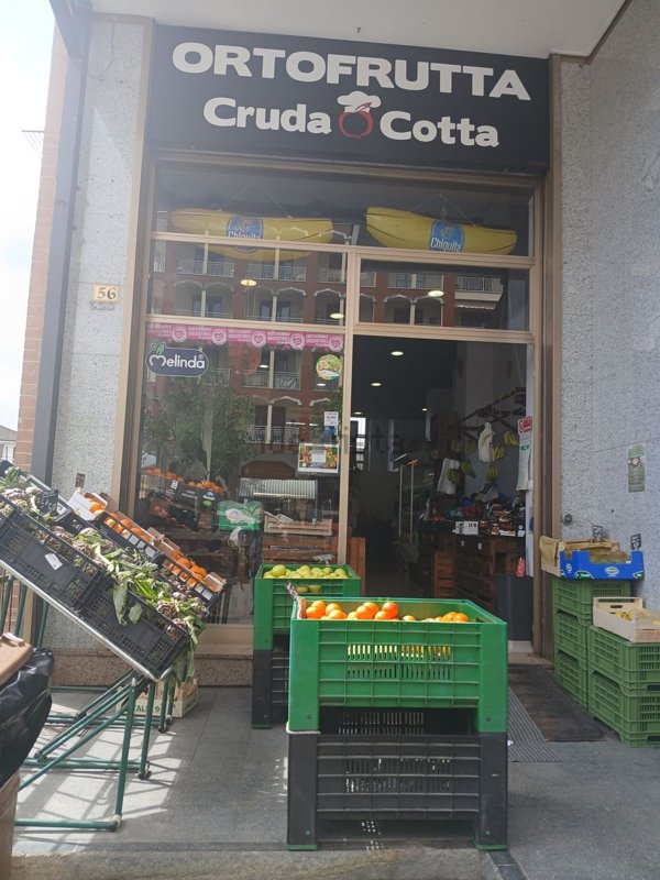 locale commerciale in affitto a Giaveno