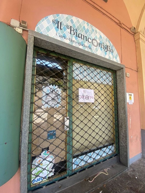 locale commerciale in affitto a Giaveno