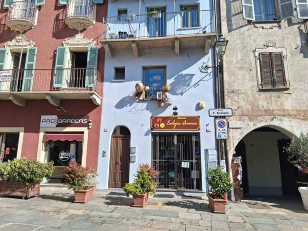 negozio in affitto a Giaveno
