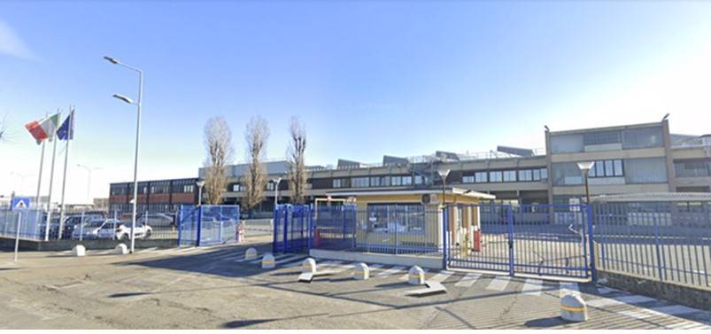 locale commerciale in affitto a Grugliasco