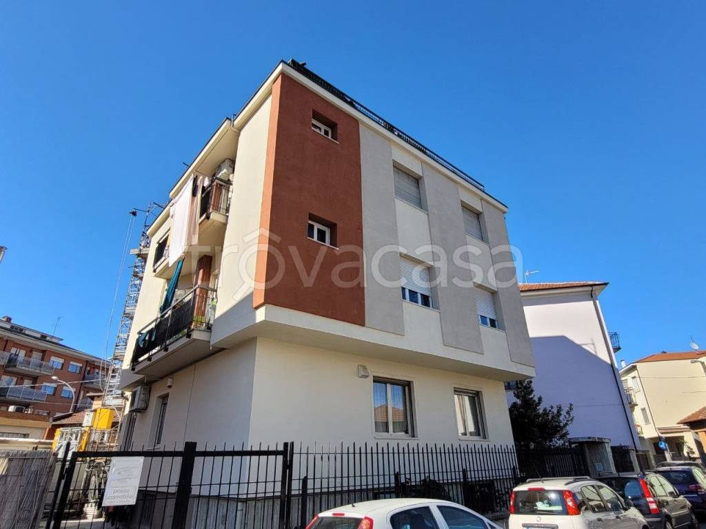 appartamento in affitto a Grugliasco