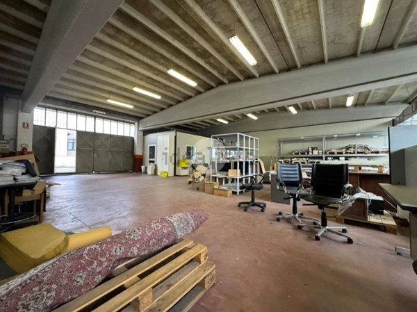 capannone in affitto ad Ivrea