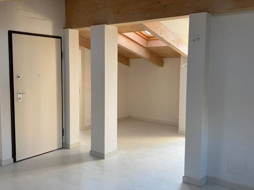 appartamento in affitto ad Ivrea