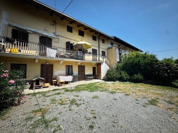 appartamento in affitto ad Ivrea