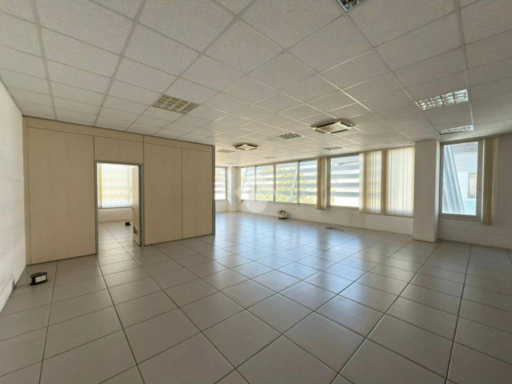 ufficio in affitto ad Ivrea