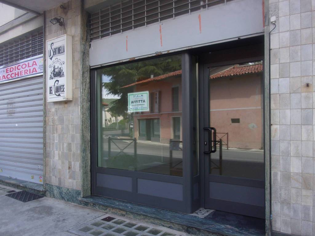 negozio in affitto ad Ivrea
