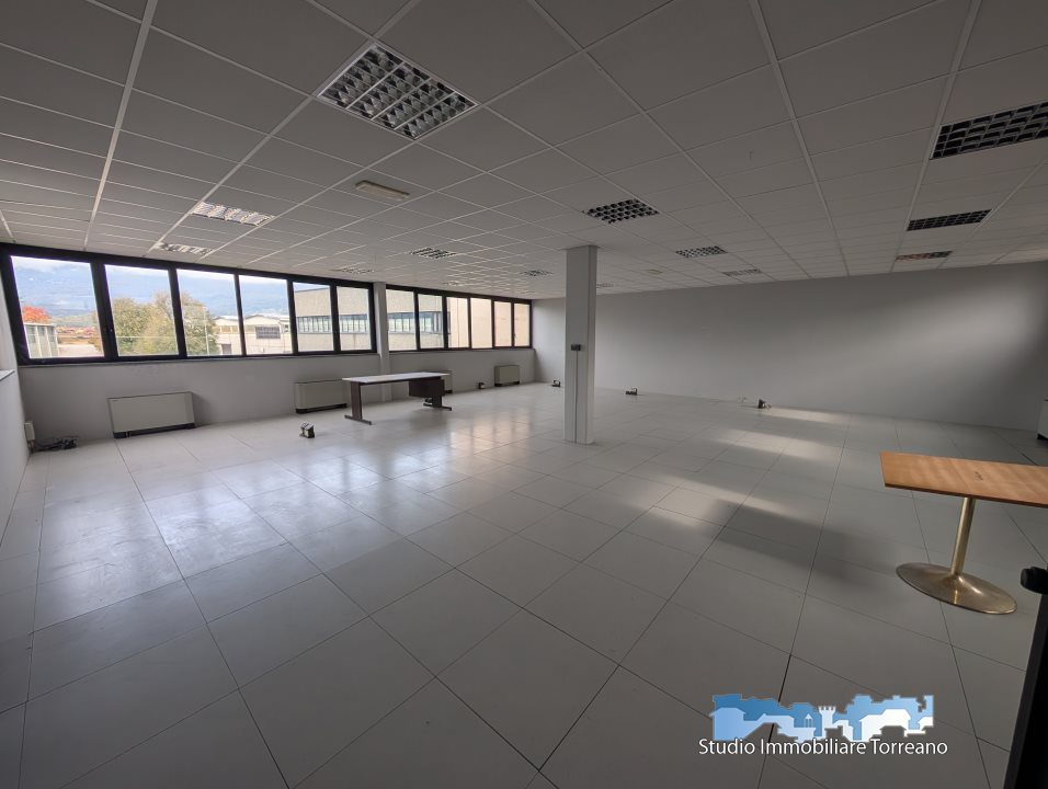 ufficio in affitto ad Ivrea