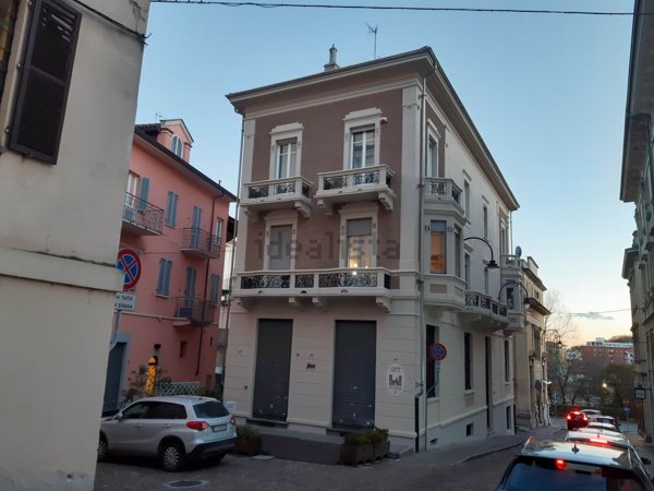 ufficio in affitto ad Ivrea