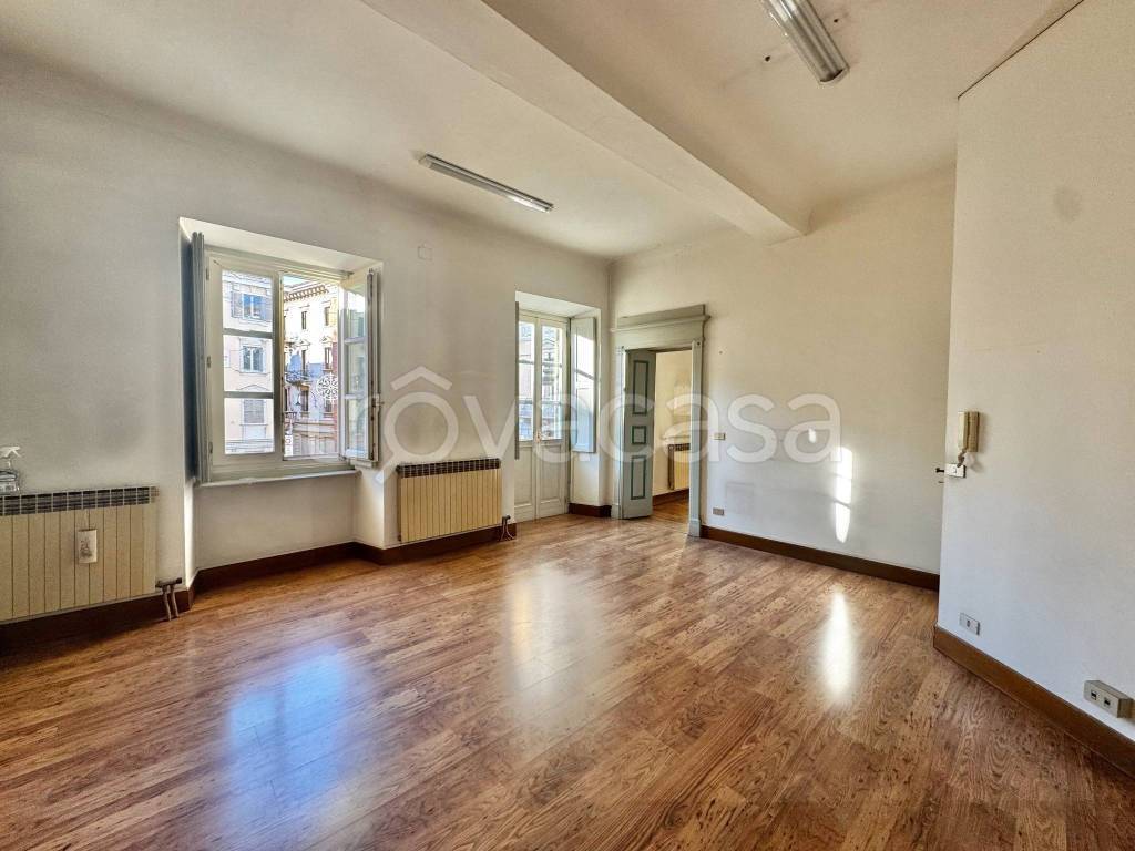 ufficio in affitto ad Ivrea