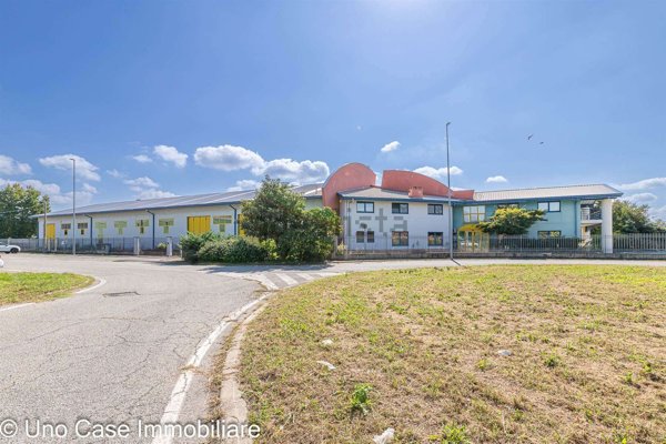 capannone in affitto ad Ivrea