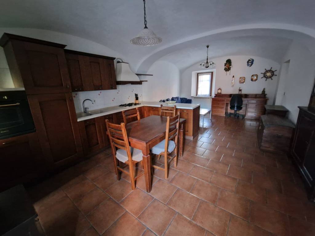 appartamento in affitto ad Ivrea