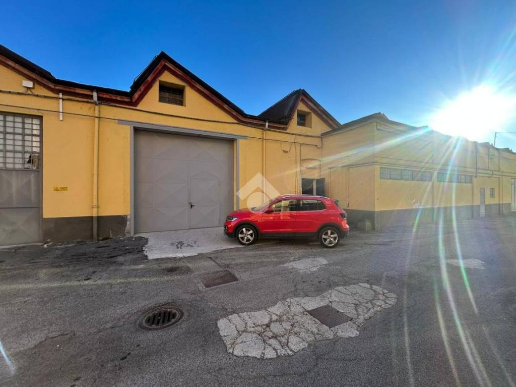 locale di sgombero in affitto ad Ivrea