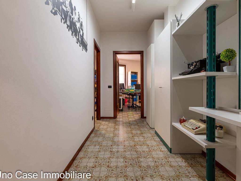 ufficio in affitto ad Ivrea