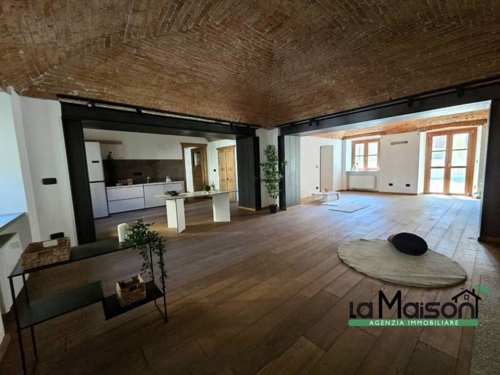 appartamento in affitto ad Ivrea