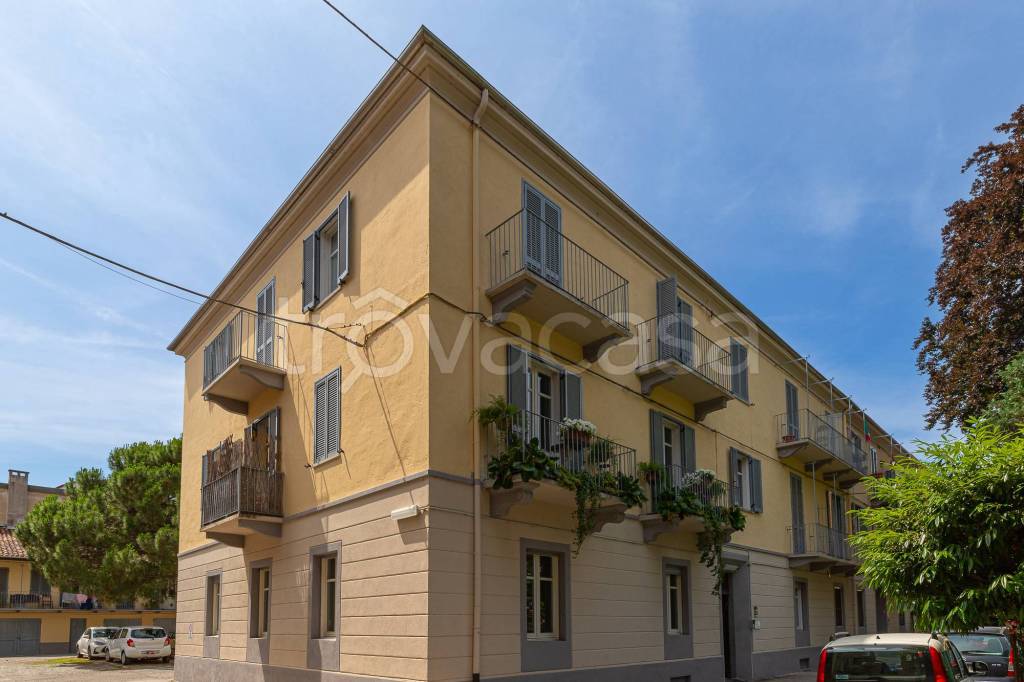 appartamento in affitto ad Ivrea